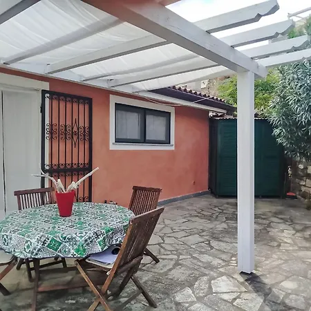 Holiday home Tilly By Interhome